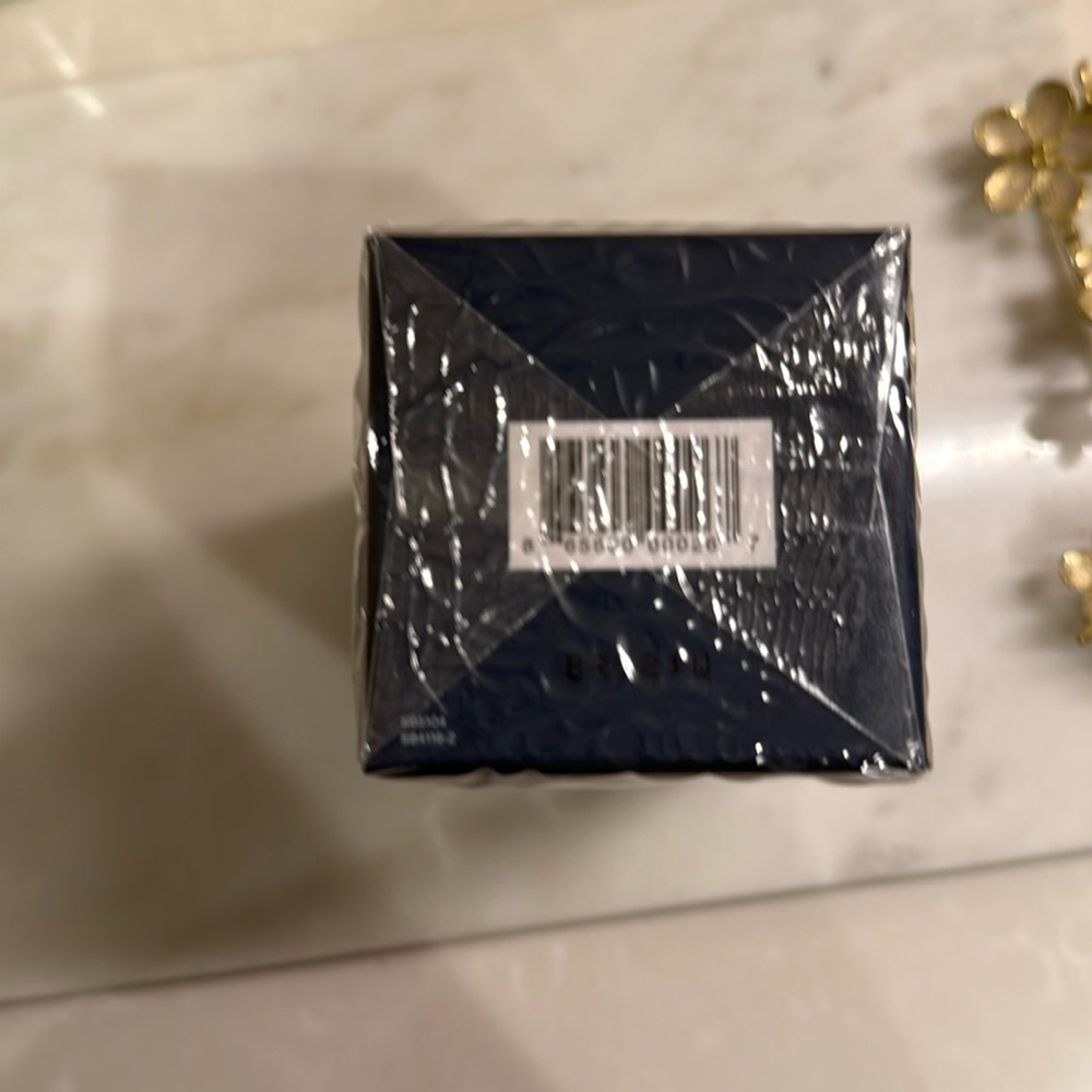 30ML INTENSIVE** ALPHARET OVERNIGHT CREAM BY SKINBETTER SCIENCE - Picture 4 of 4